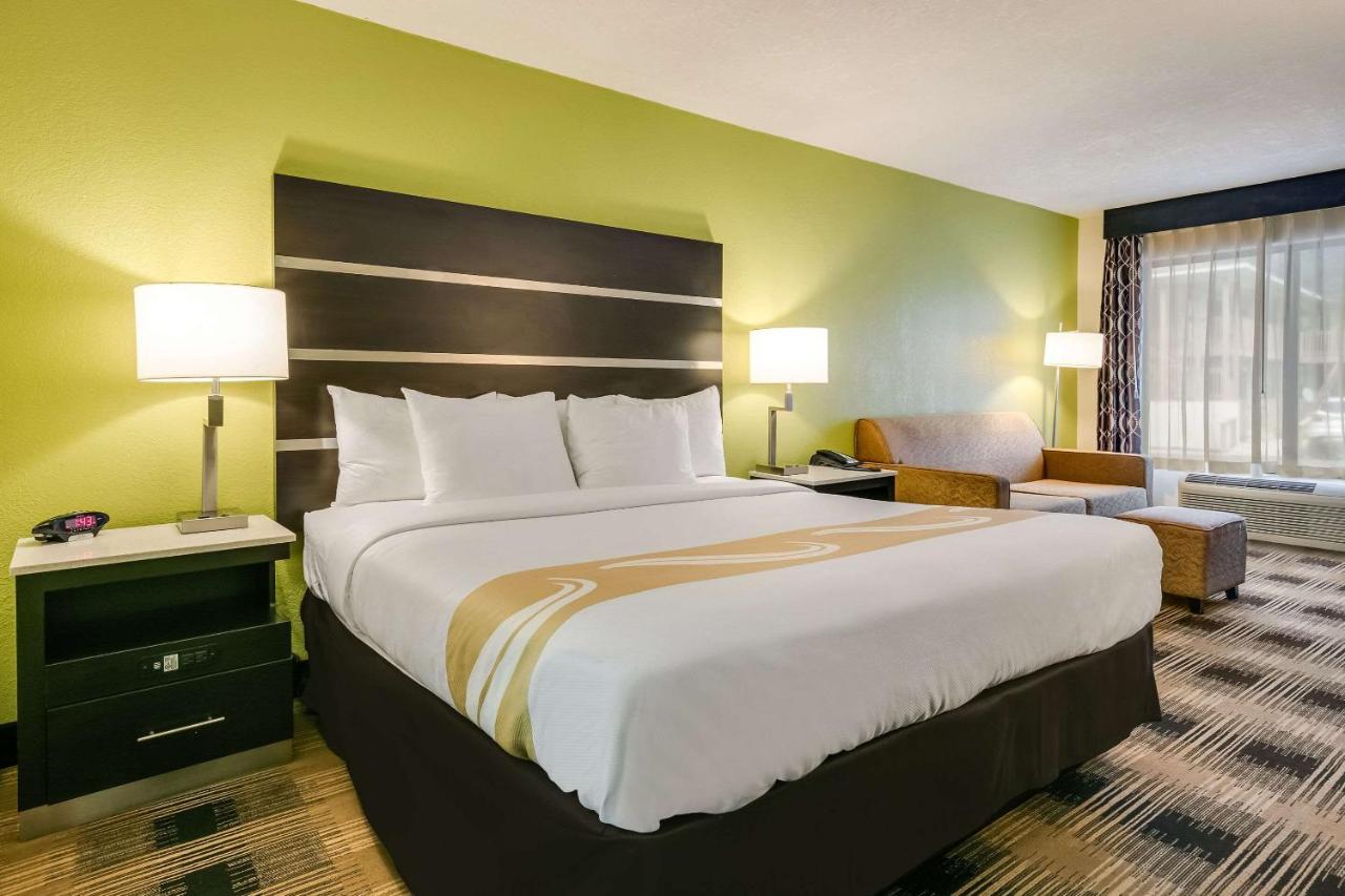 Quality Inn & Suites Mt Chalet Клейтон Экстерьер фото