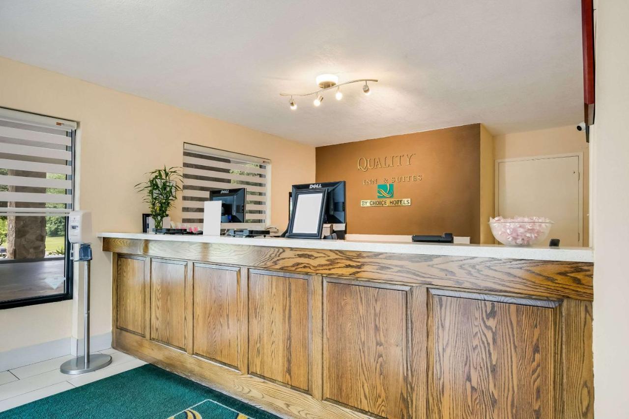 Quality Inn & Suites Mt Chalet Клейтон Экстерьер фото