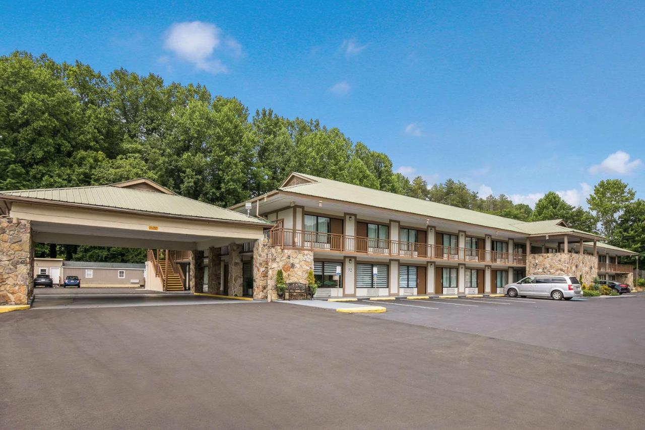 Quality Inn & Suites Mt Chalet Клейтон Экстерьер фото