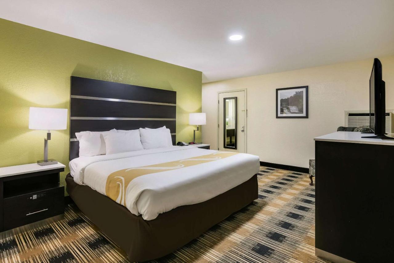 Quality Inn & Suites Mt Chalet Клейтон Экстерьер фото